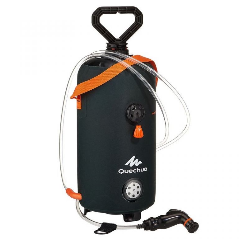 Douche portable de camping en voyage
